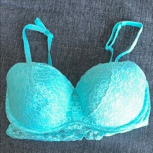 Victoria's Secret Turquoise Lace Bra